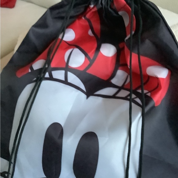 Minnie Mouse Drawstring Backpack - Picture 3 of 3